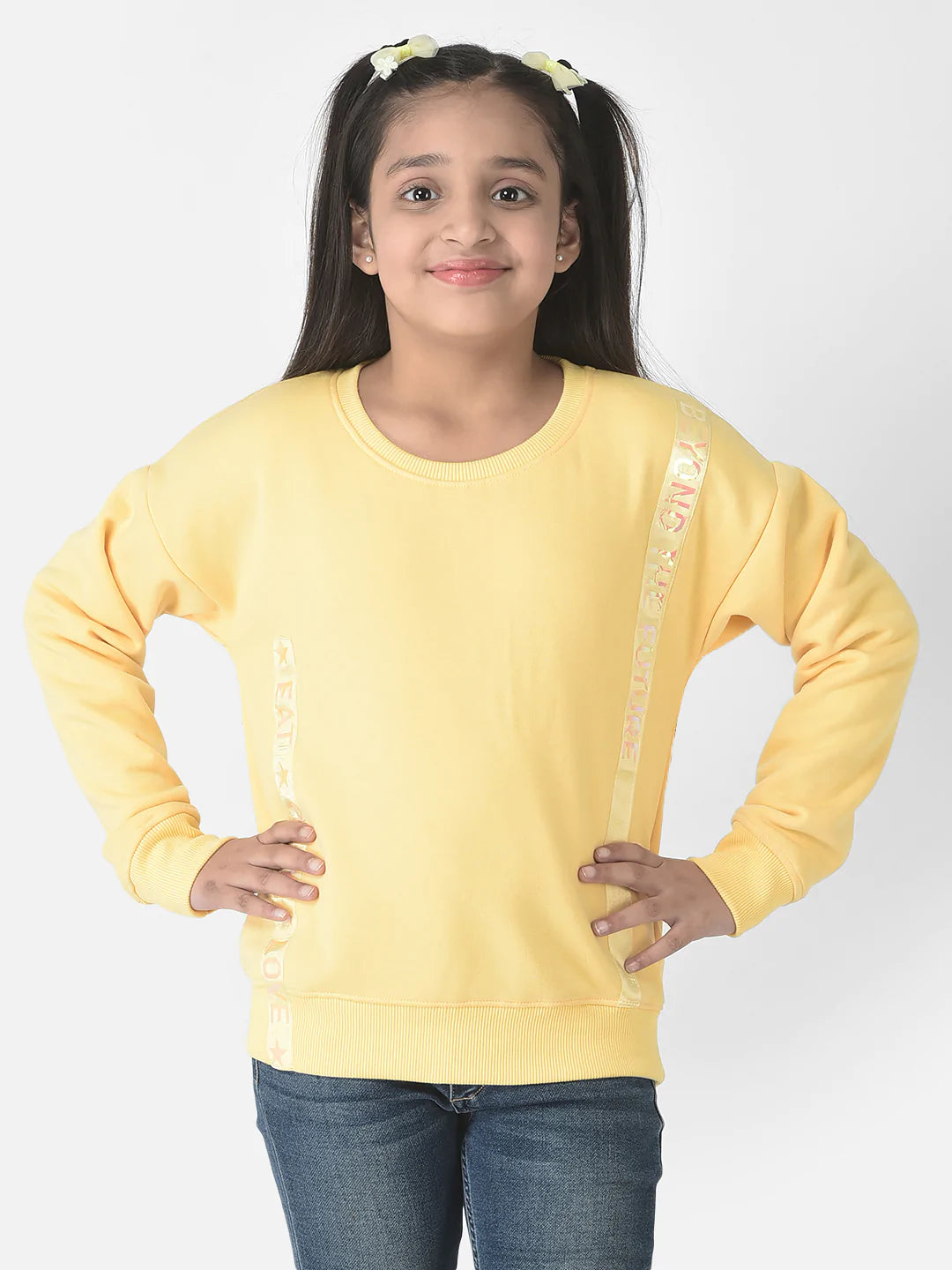  Minimalist Yellow Sweatshirt