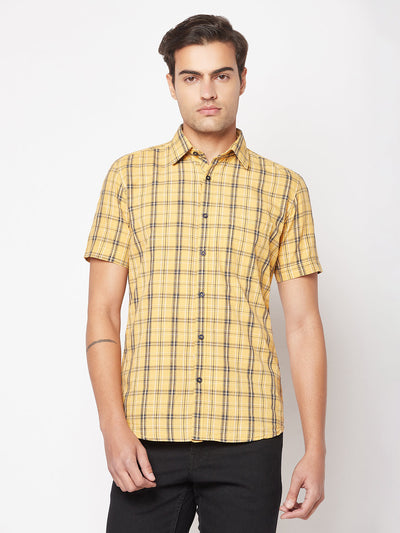  Short-Sleeved Mustard Checked Shirt