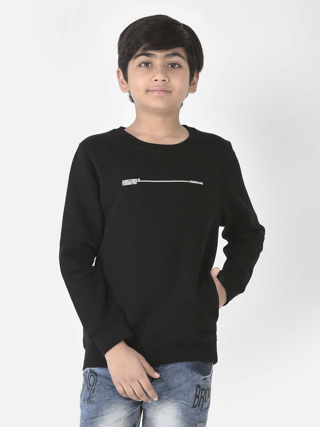  Minimalistic Black Sweatshirt