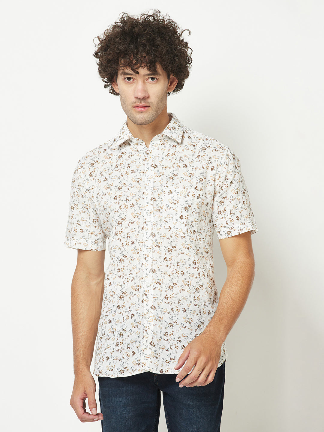  Floral Short-Sleeved White Shirt