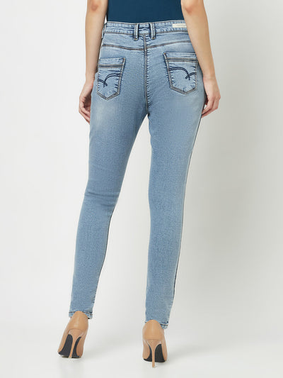  Slim-Fitting Blue Jeans