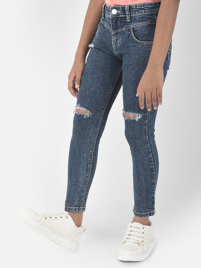  Knee Slashed Blue Denim