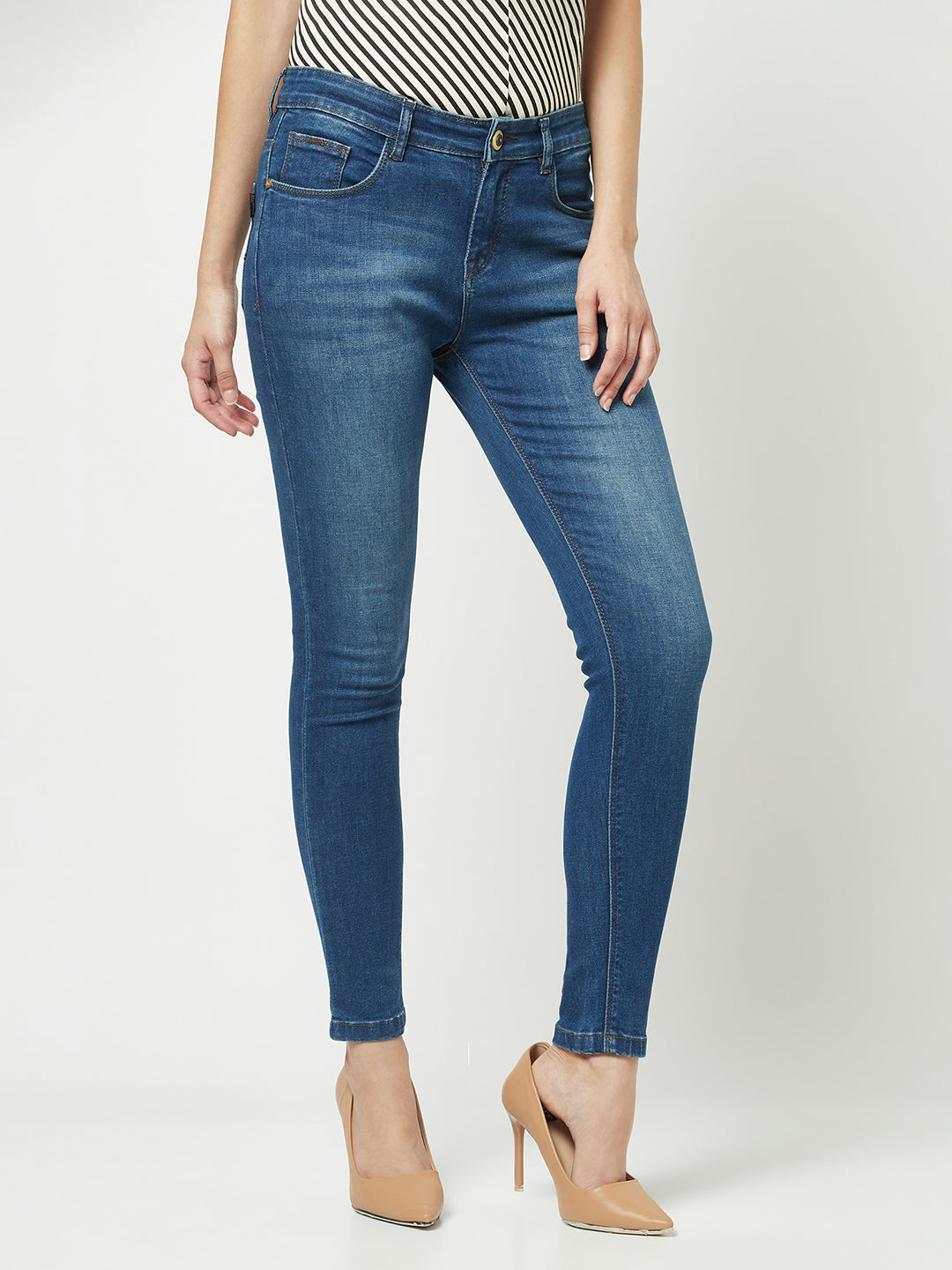  Blue Light-Wash Slim-Fitting Jeans