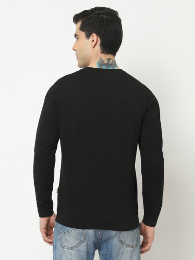 Black Sweatshirt with Graphic Print-Men Sweatshirts-Crimsoune Club