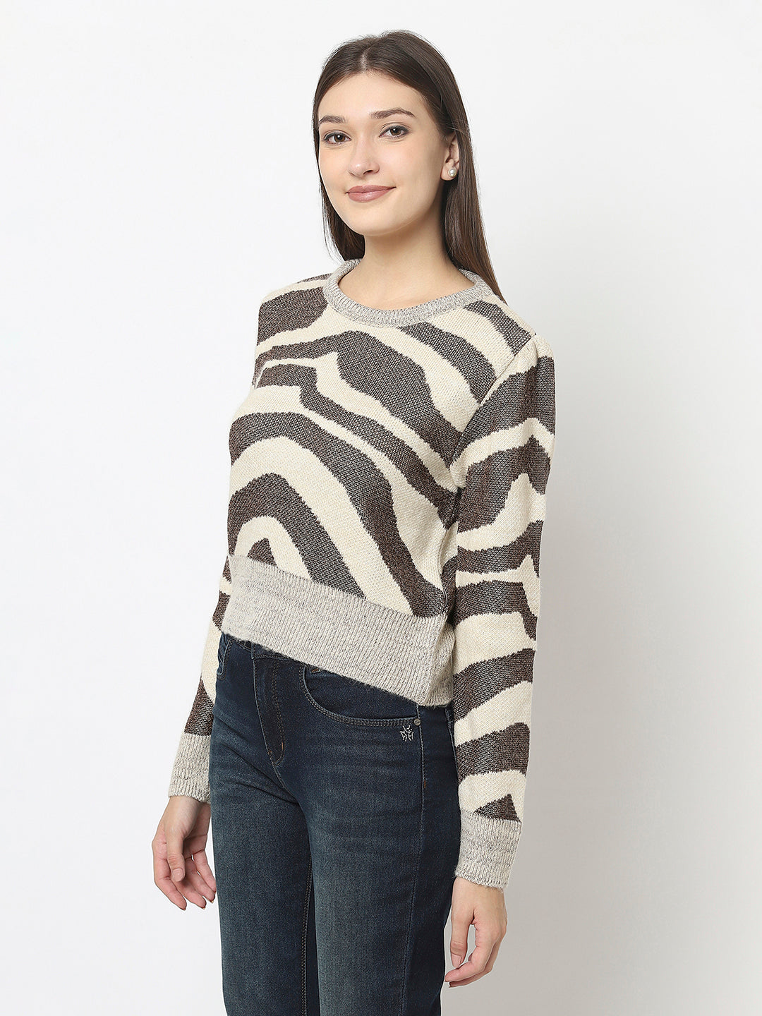 Cropped Sweater in Animal Print 