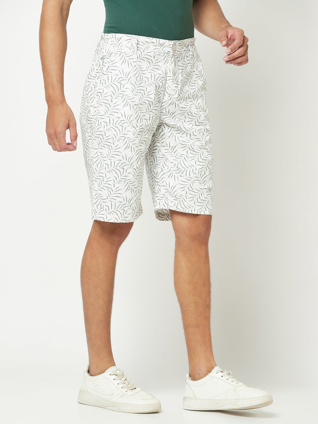 Casual White Floral Shorts 