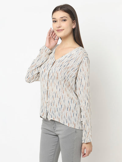 Teasing Peach Top in Abstract Print