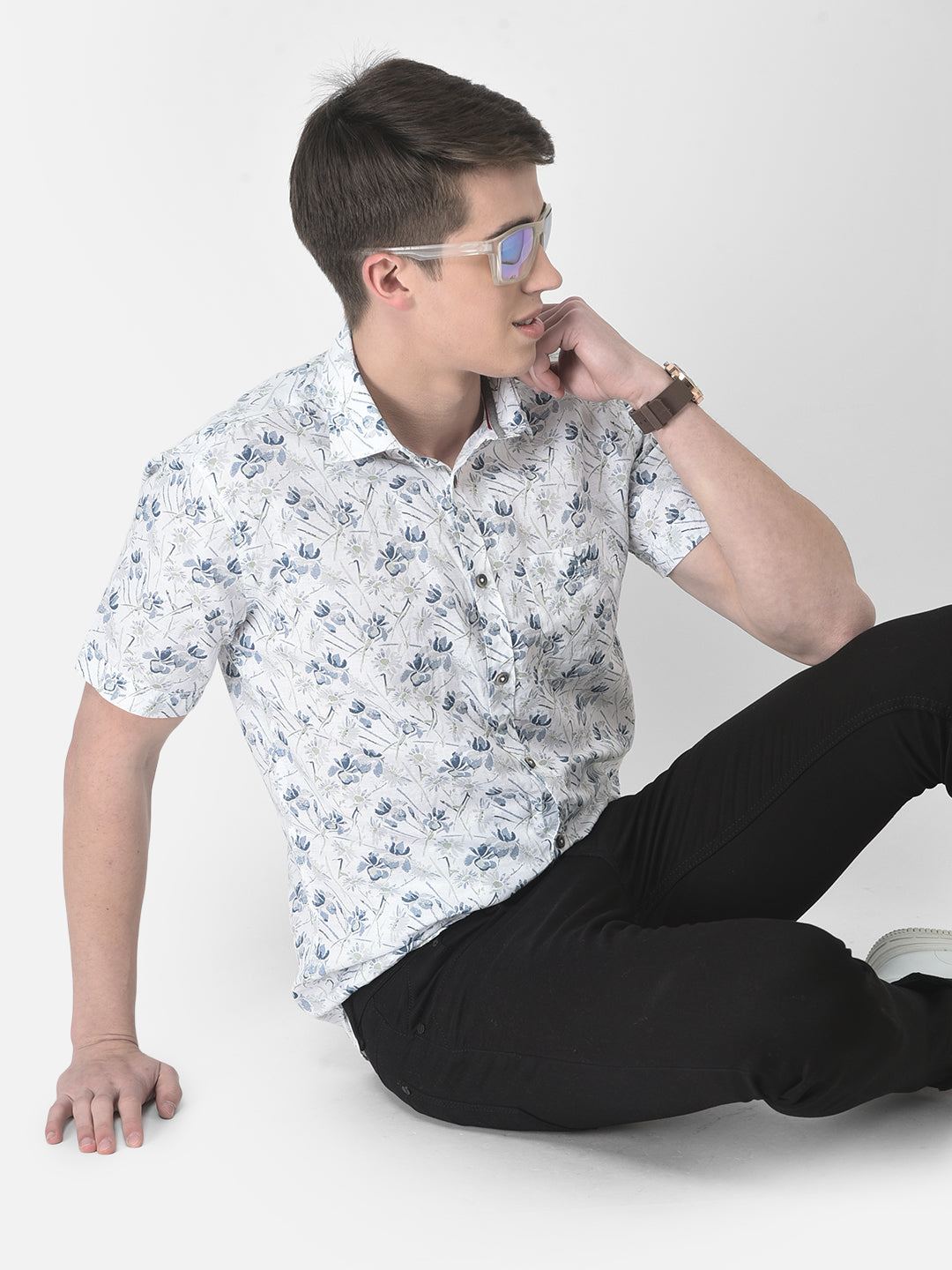  Multi-Coloured Short-Sleeved Floral Shirt