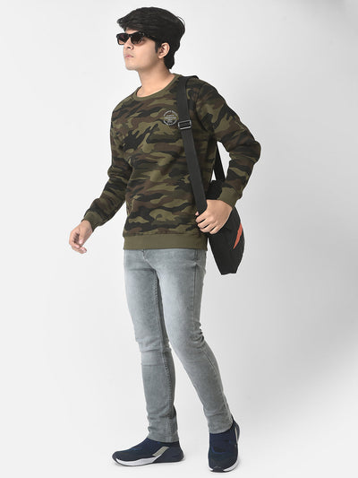  Olive Green Camou-Sweatshirt