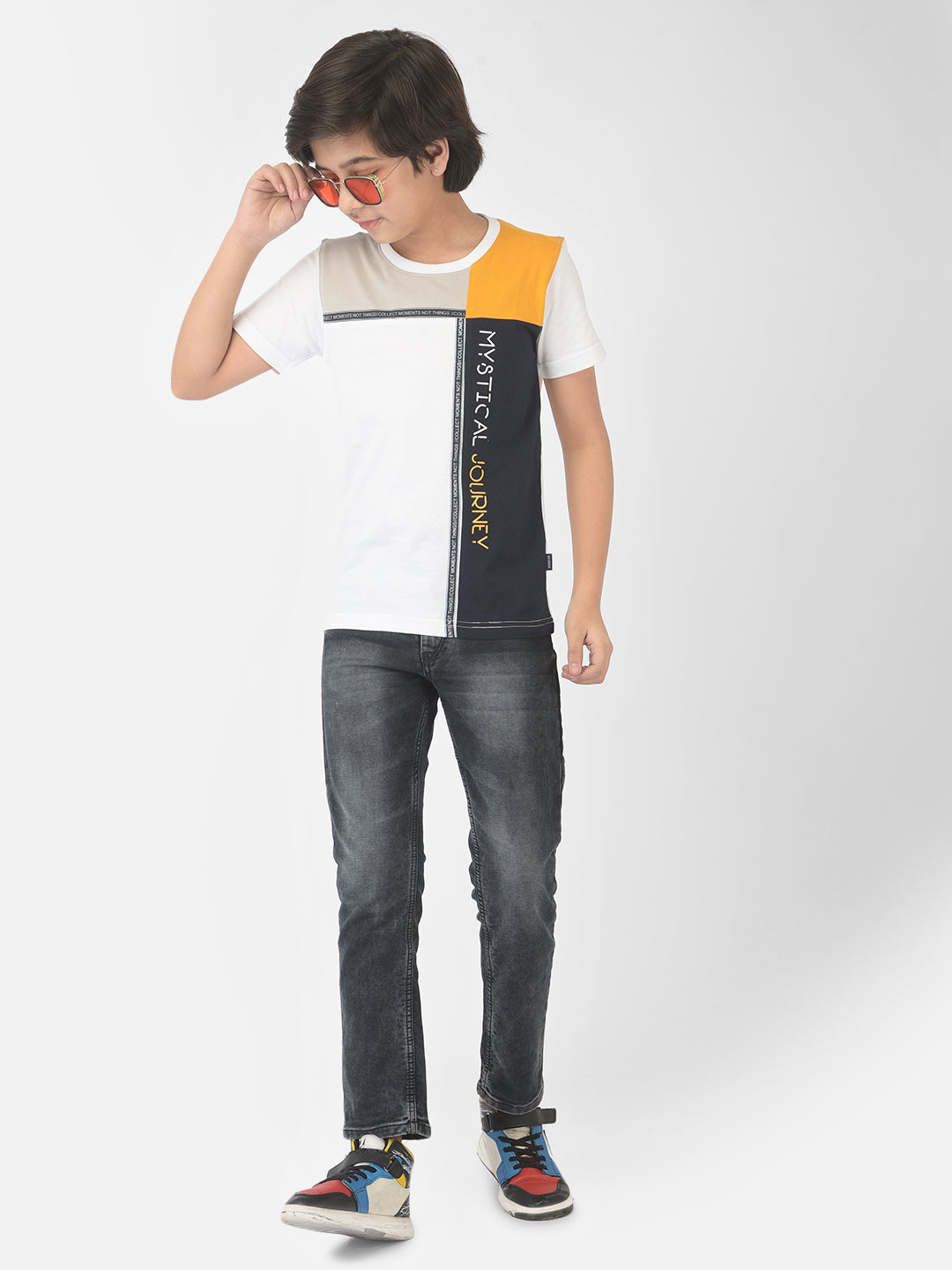 White Colourblocked Round Neck T-shirt - Boys T-Shirts