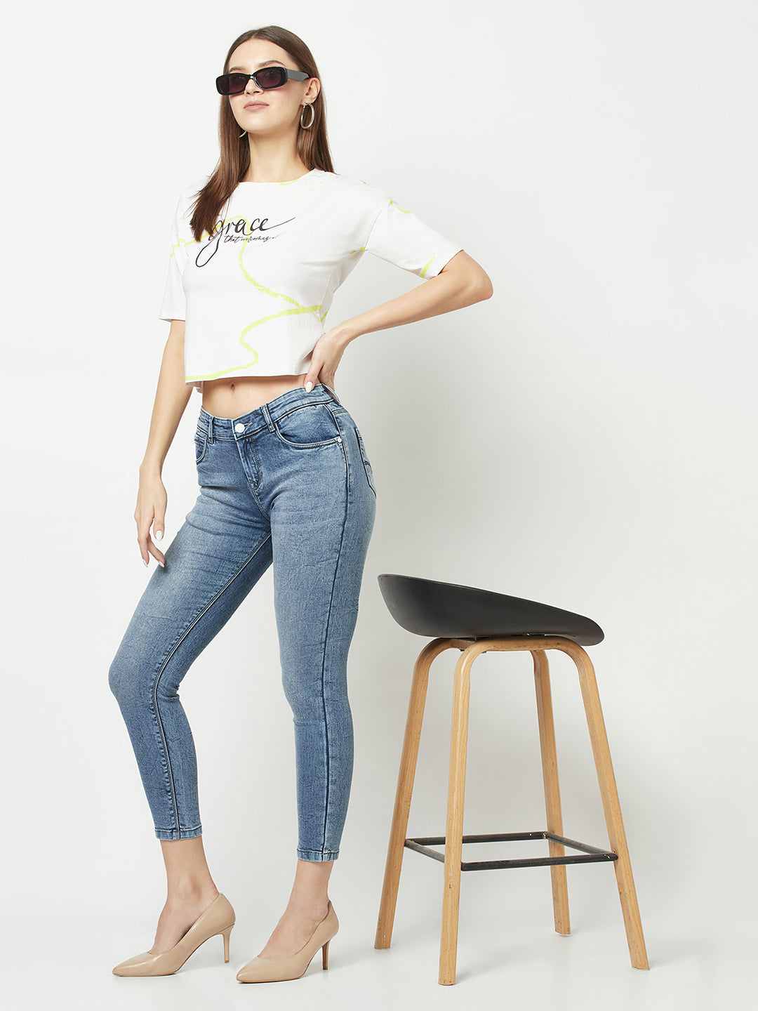  White Grace Cropped T-Shirt