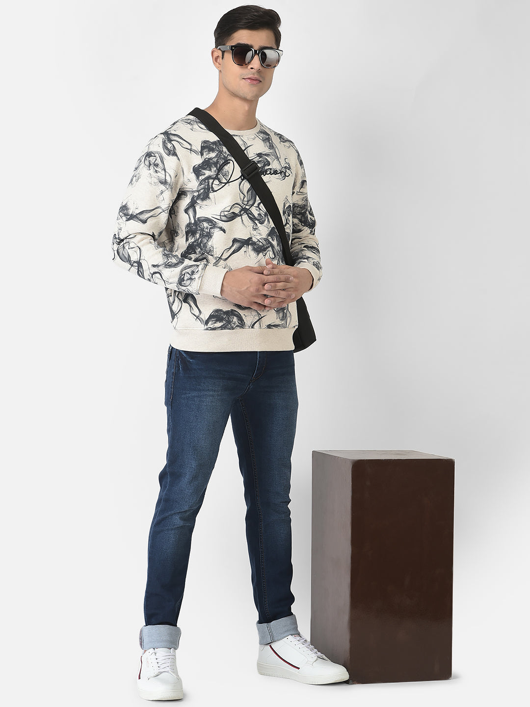  Cream Sweatshirt with Graphic Swirls 