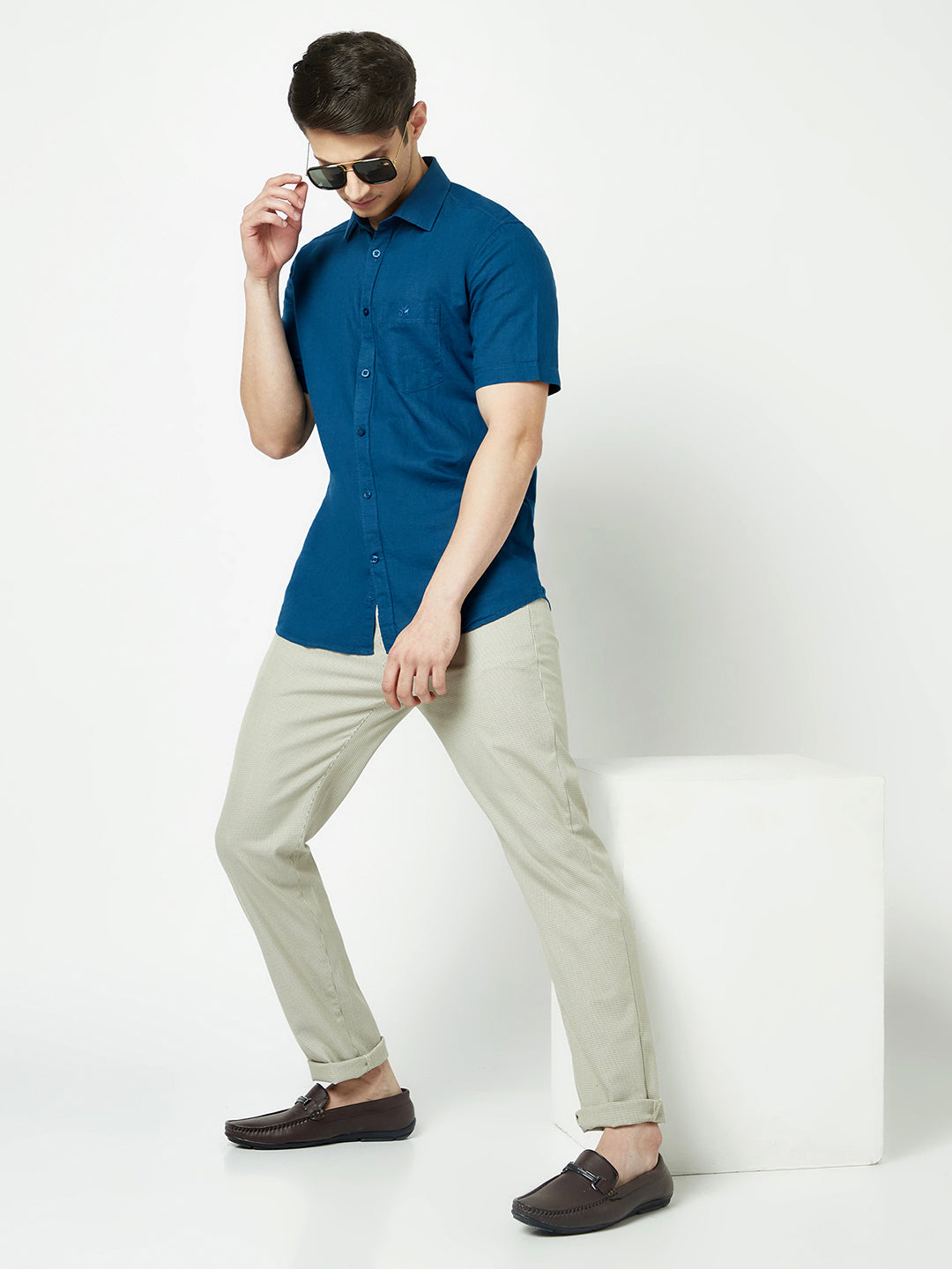  Plain Blue Short-Sleeved Shirt 