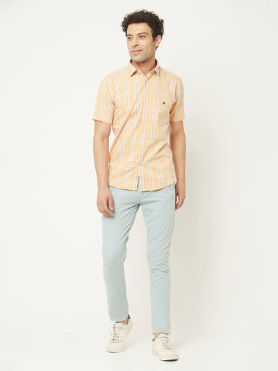   Short-Sleeved Peach Shirt in Checks