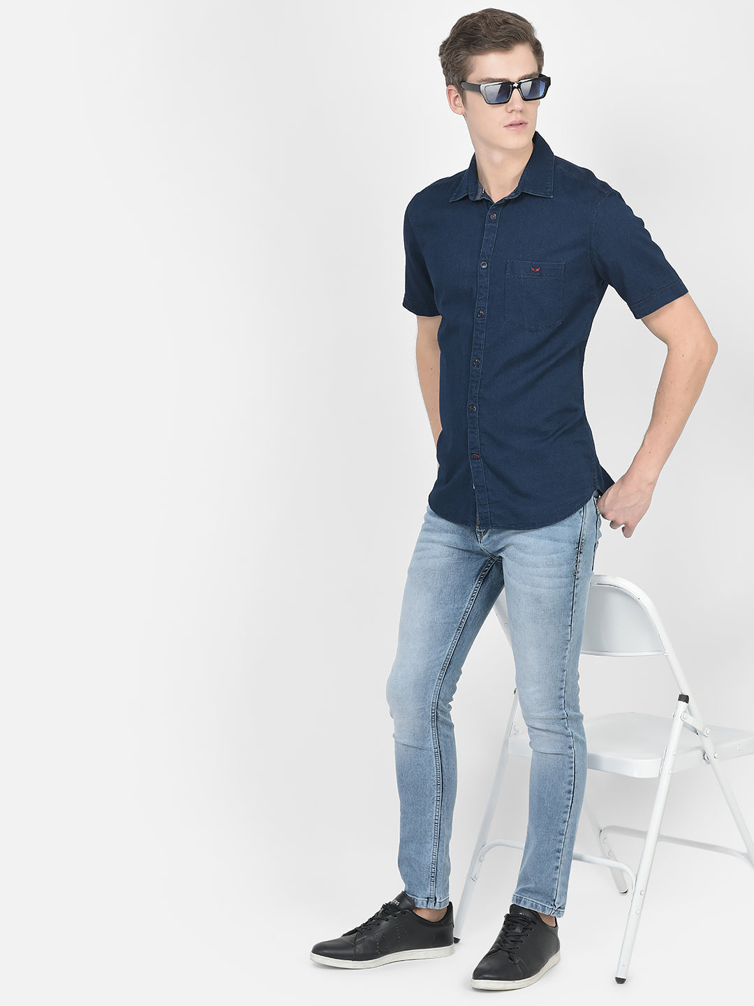  Short-Sleeved Denim Shirt