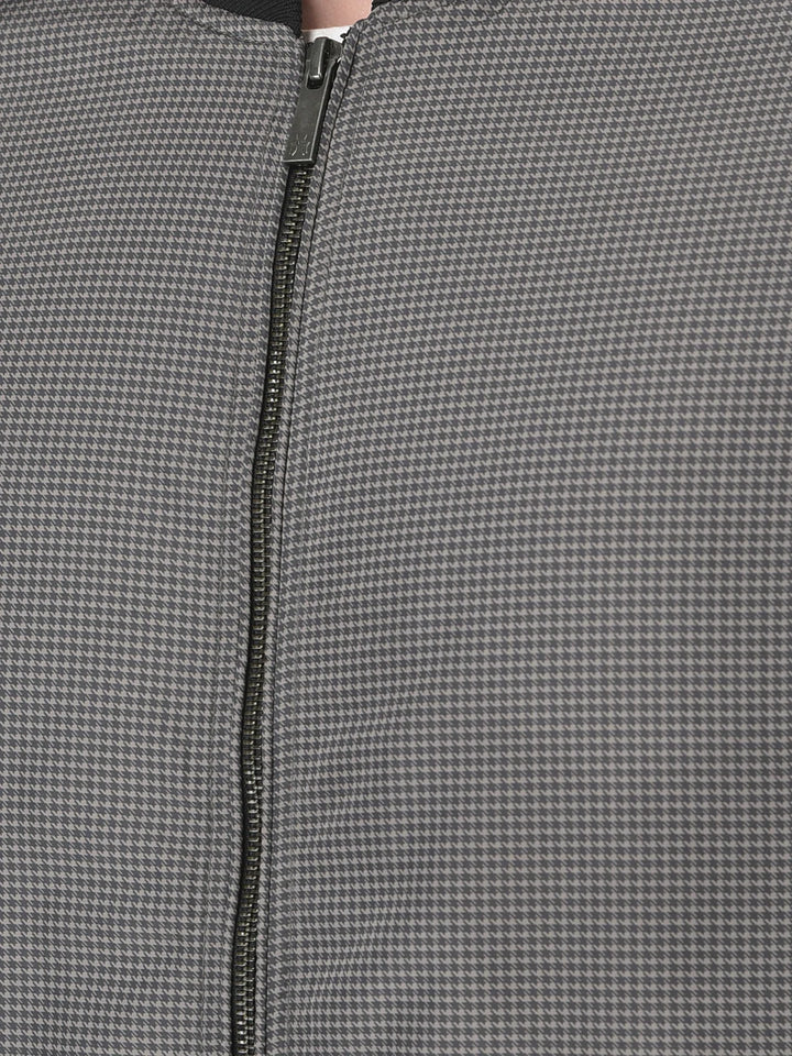  Grey Printed Jacket in contrast collar