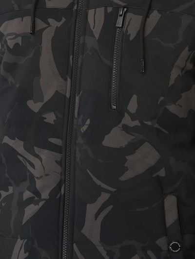  Multi-Colour Jacket in Camouflage Print 