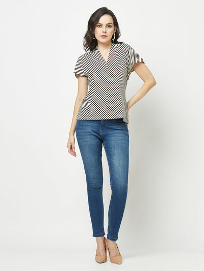  Blue Light-Wash Slim-Fitting Jeans