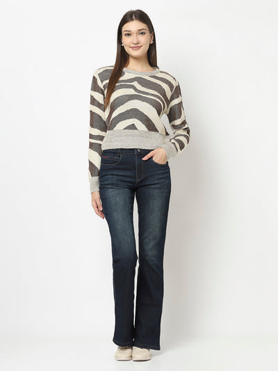 Cropped Sweater in Animal Print 
