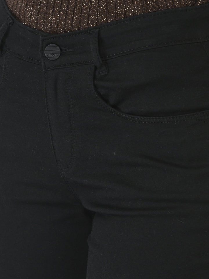  Black Wide-Leg Jeans