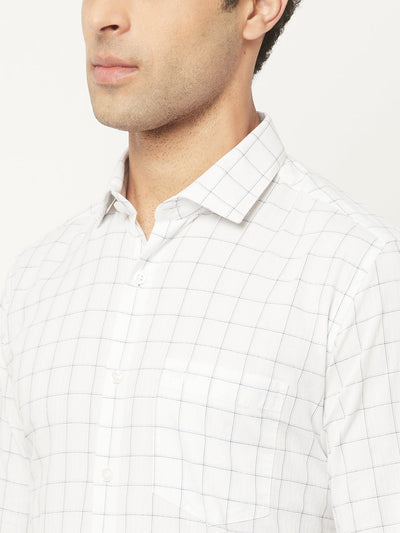   White Shirt in Graph Checks