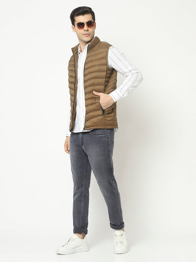  Brown Padded Jacket in Sleeveless Cut 