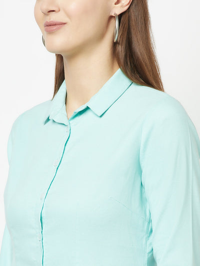  Slim-Fitting Turquoise Shirt