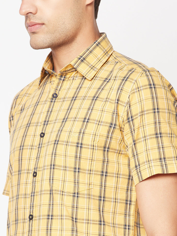  Short-Sleeved Mustard Checked Shirt