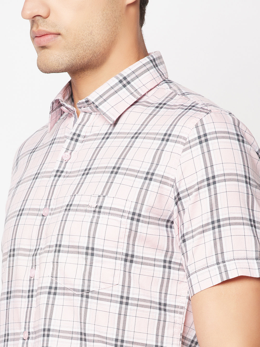  Short-Sleeved Light Pink Checked Shirt