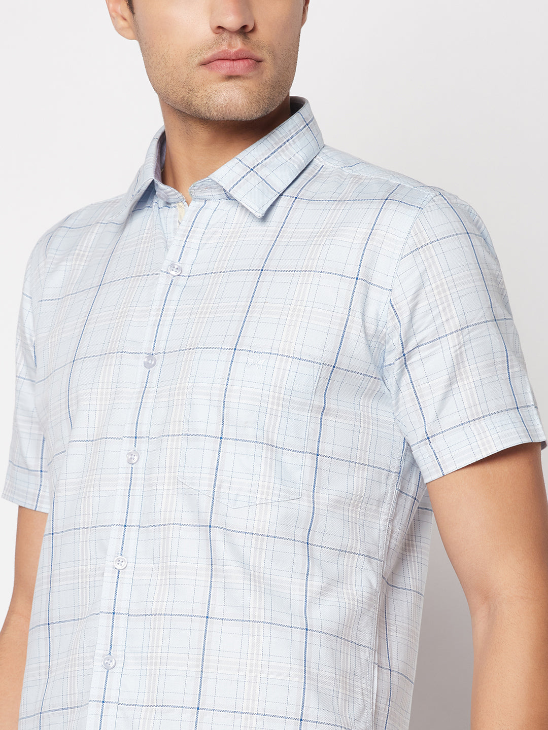  Short-Sleeved Blue Checked Shirt